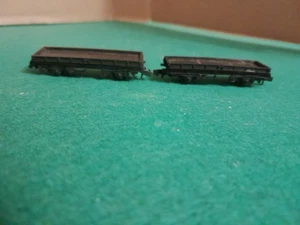 PECO MK2 N GAUGE 2 X OPEN FLAT BED WAGONS NO MARKINGS - Picture 1 of 3