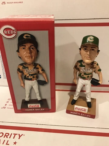 2017 Cincinnati Reds Homer Bailey Camo Bobblehead SGA NIB Cover