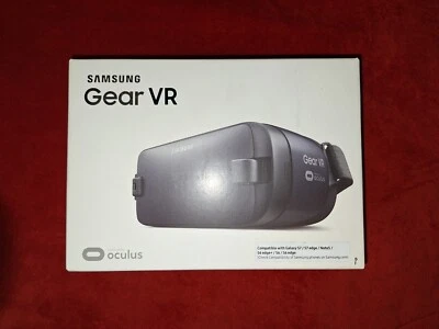 Samsung Gear VR Powered by Oculus - New WITH BOX - Image 1 of 4