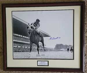 Secretariat Belmont Stakes Remote #2 Photo 16x20 Signed Framed Ron Turcotte - Picture 1 of 2