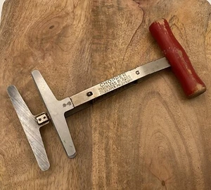 Vintage Foley Häcksler gefedert 3 Klingen roter Holzgriff Pat#2113085 funktioniert - Bild 1 von 4