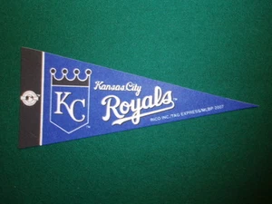 KANSAS CITY ROYALS MLB LICENSED MINI PENNANT, NEW - Picture 1 of 1