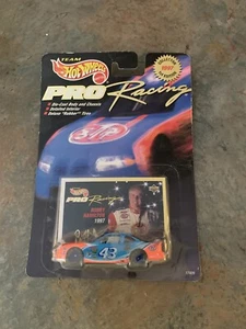 Bobby Hamilton 1997 Pro Racing Hot Wheels Edition 1:64 NASCAR Diecast - Bild 1 von 1