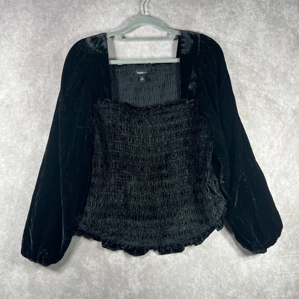 Top Torrid para mujer talla 2X negro terciopelo calado hada grunge oscuro capricho Foto 1 de 4