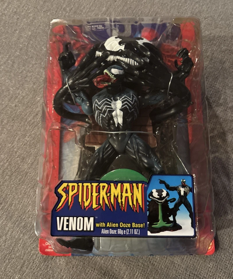 Vintage 2003 ToyBiz Venom Action Figure w/ Alien Ooze Base - Image 1 of 2