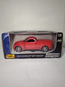 New 2000 Red Chevy SSR Concept Special Edition Diecast Model Truck Maisto 1:25 - Picture 1 of 10