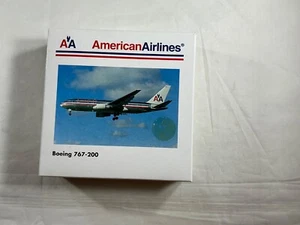 Herpa 504294 1:500 Diecast Airliner American Airlines Boeing 767-200 - Bild 1 von 1