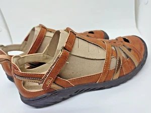 JBU Comfort Shoes Womens Size 6.5M Dove Mary Jane Brown Faux Leather Flat JAMBU - Picture 1 of 9