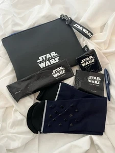 Star Wars: Der Aufstieg Skywalkers United Airlines Polaris Travel Amenity Kit NEU - Bild 1 von 6