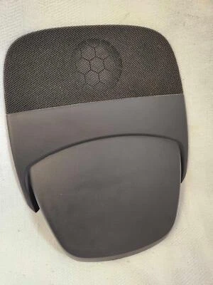 2016 Chevrolet Equinox upper dash trim panel WITHOUT collision alert; 23247667 Foto 1 de 4