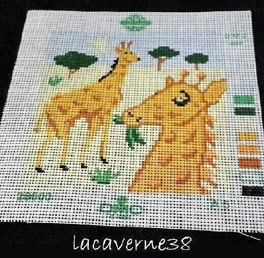 Canevas neuf à faire DMC 20x20cm girafes animaux idéal enfant toile blanche  - Photo 1/1