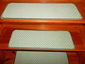 13 Step 9'' x 27'' + Landing 27'' x 30'' Tufted carpet Nylon Stair Treads . - Picture 1 of 4
