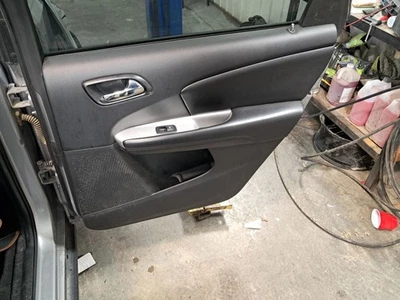 2017 Dodge Journey RR Black Used Interior Door Panel w/ Window Switch Foto 1 de 4