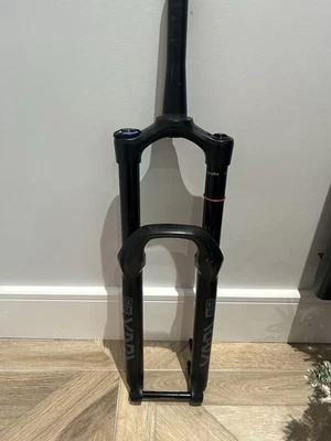 Rockshox Yari Suspension Forks 29" Tapered Debonair Boost 170mm 42mm Off Set MTB - Image 1 of 4
