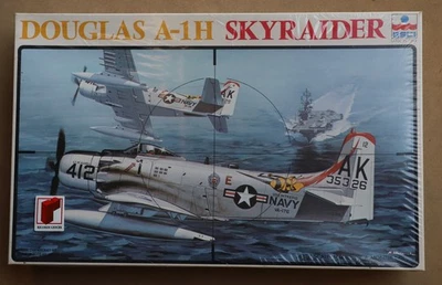 ESCI Douglas A-1H Skyraider US NAVY, scala 1:48, kit 4045, anno 198x - Immagine 1 di 2