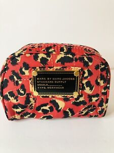 Marc by Marc Jacobs Quilted Cosmetics bag Printed Red