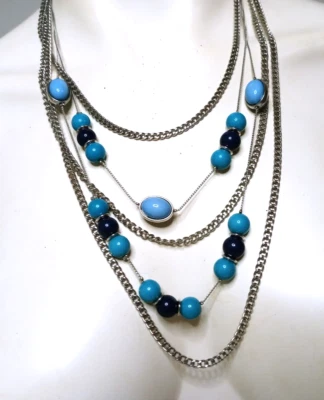 COLAR MULTICAMADAS CORRENTE PRATA AZUL AJUSTÁVEL FECHO LAGOSTA VENDA NY & COMPANY - Imagem 1 de 4