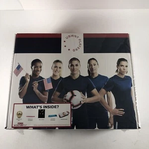 USWNT Players USA Soccer World Cup Collectors Box Gift Set by Culturefly - Picture 1 of 7