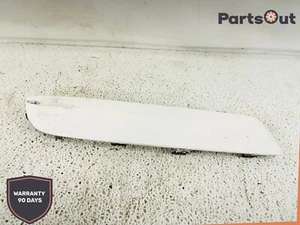 2007-2011 VW Eos Right Front Bumper Rub Strip Molding 1Q0 807 834 OEM - Picture 1 of 7