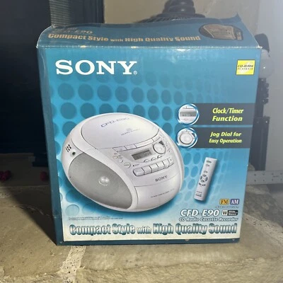索尼 CFD-E90 CD 收音机磁带录音机 Boombox 仅包装盒(无收音机) — 第 1/4 张图片