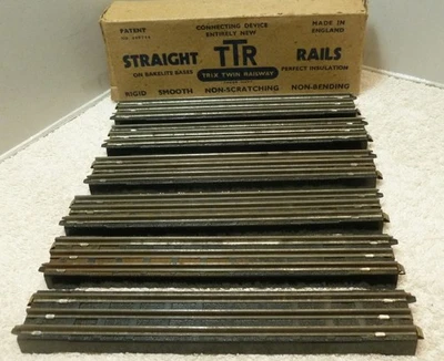 Vintage Bakelite TTR Trix Twin Railway Straight x 6 - Boxed - Image 1 of 3