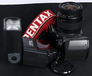 Pentax SF7 QD 35mm Film AF SLR + Sigma AF 28-80mm Asph Lens & EF-530DG Super Kit - Picture 1 of 14