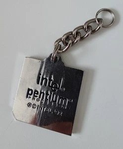 Vintage Intel Pentium 1992 Prozessor / CPU- Keychain /Schlüsselanhänger - Bild 1 von 2