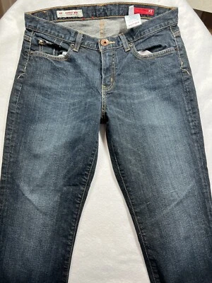 X2 Quality Denim Women's Size 8(32X30) Curvy Regular Rise Boot cut Dark Wash - Image 1 of 4