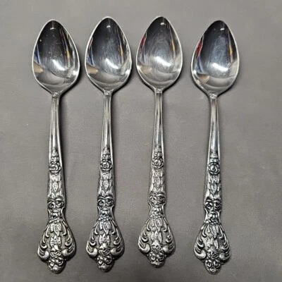 Cubiertos de acero inoxidable Versalles de MSI Japón (4) cucharaditas Foto 1 de 3