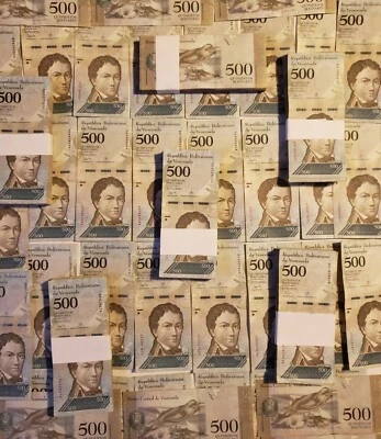 Venezuela.  500  Bolivares.    2016/17  P 94 -   50 Pcs 1/2 Bundle Circulated - Image 1 of 2