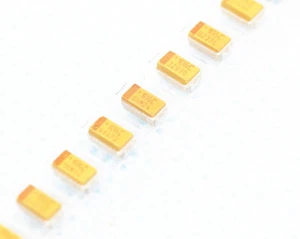 20PCS 1206 SMD condensatore tantalio 16V 10UF 106 10% 3216 tipo A NUOVO  - Foto 1 di 1