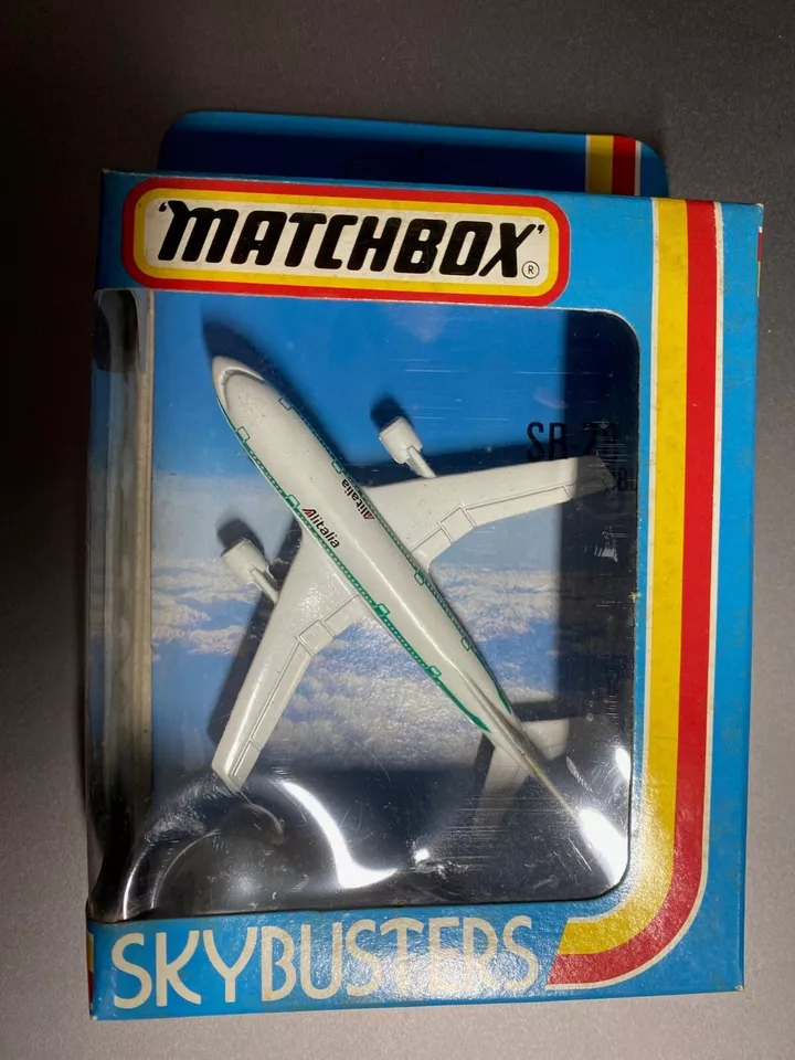 1981 Matchbox Sky Busters Alitalia Aibus 300 SB-28 - Image 1 of 1