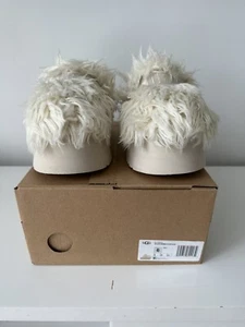 UGG Women's Fluff Momma Sugar Slide Slippers White Faux Fur 1131974 Size 6 - Picture 1 of 2