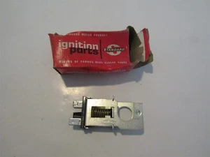 NOS 1992 1993 94 95 1996 FORD F150 F250 F350 BRONCO BRAKE STOPLITE SWITCH SLS95 - Picture 1 of 3