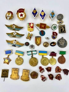 Soviet brass heavy badges Icons  40 pieces - Picture 1 of 14
