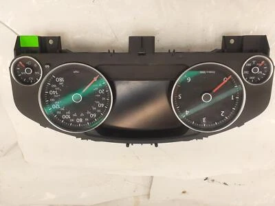 Medidor de velocímetro usado se adapta a: Volkswagen Touareg Cluster 2012 180 MPH 3,0 L diésel Foto 1 de 4