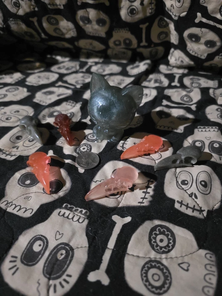 6 Resin Raven Skulls With 1 Resin Kitty Cat.  Home And Garden Decor.  The Kitty - Image 1 of 4