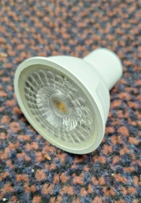 V-Tac 5w GU10 LED lamp - Image 1 of 3