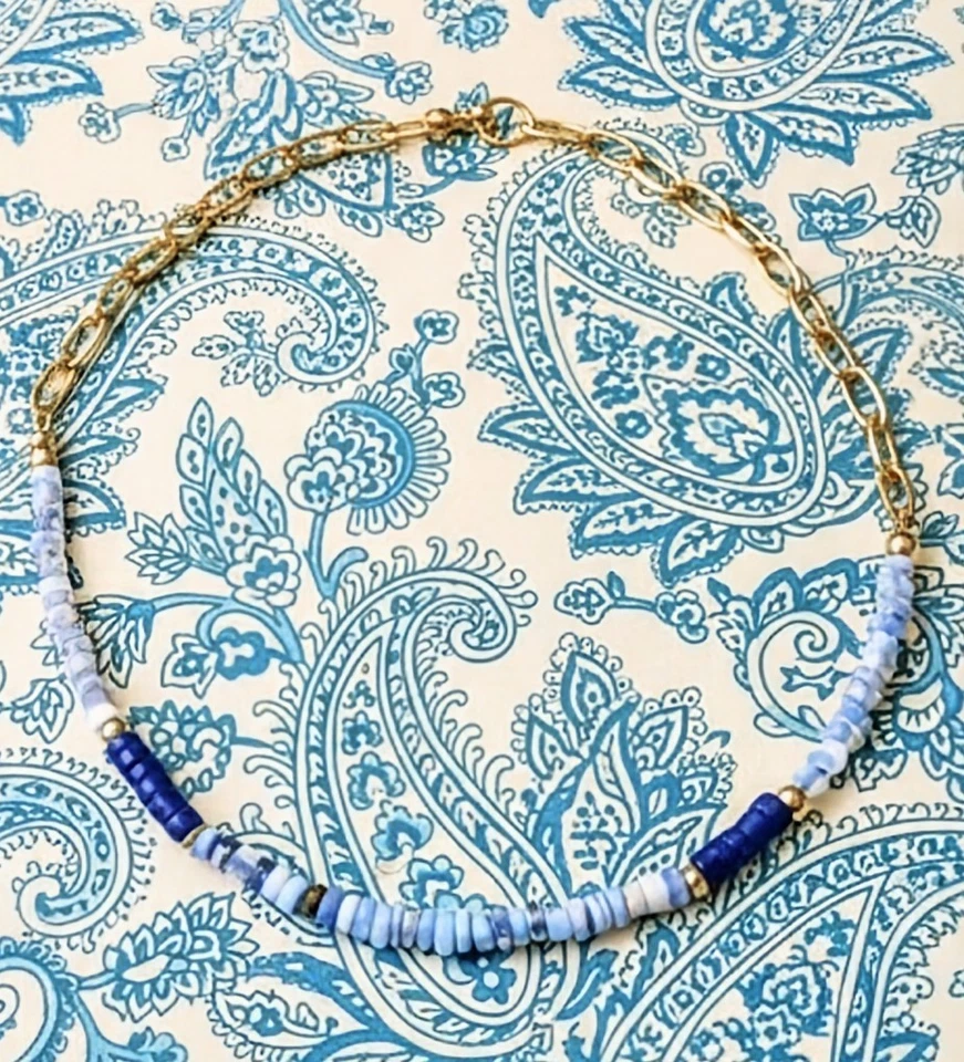 Nature's Blue Opal & Kyanite 带 Keshi 珍珠声明镀金项链 — 第 1/4 张图片