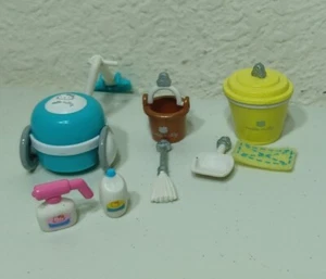 Hello Kitty Doll House Series Little Berry Collection Vacuum Cleaner Set - Picture 1 of 2