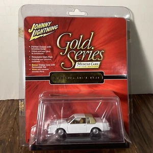 Johnny Lightning Gold Series 1987 Buick Regal T-Type White Lightning 1:64 New - Picture 1 of 4
