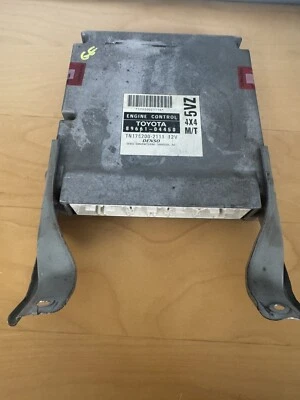 Toyota Tacoma 1998-2000 5Vz M/T 4x4 motor 3,4 L ordenador ecu ecm 89661-04450 OEM Foto 1 de 4