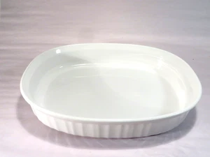 Cazuela para hornear Corning Ware plato ovalado F-B-6 1-1/2 qrt blanco francés - Imagen 1 de 5