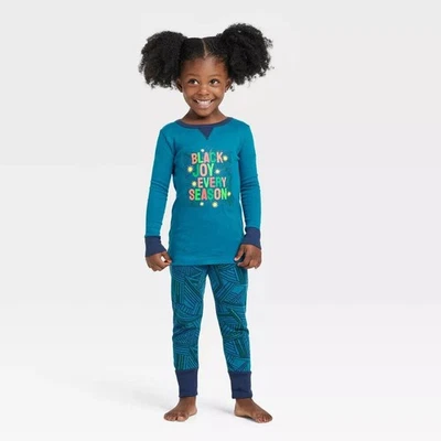 Juego de pijama familiar Black Joy para niños pequeños 3T a juego - Target Wondershop Foto 1 de 3