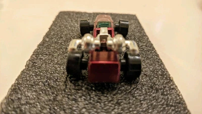 Topper Johnny Lightning A J Foyr Foto 1 de 4