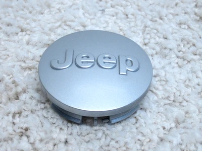 JEEP GLADIATOR / WRANGLER JL NEW OEM WHEEL SILVER CENTER CAP 1LB77TRMAC #2D-5 Foto 1 de 2
