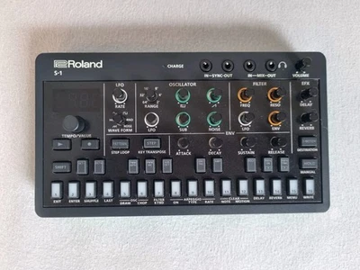 Roland AIRA S-1 Desktop-Synthesizer - Bild 1 von 2