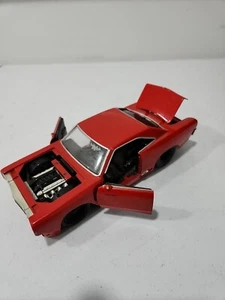 #90916 Scale 1/24 1969 Plymouth Hemi Road Runner Car Without Hood - Picture 1 of 10