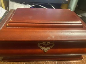 wooden jewelry box vintage - Picture 1 of 9