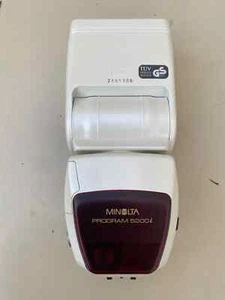 ---MINOLTA PROGRAM 5200I WITHE PEARL FLASH POUR CAMERA ARGENTIQUE--- - Picture 1 of 9